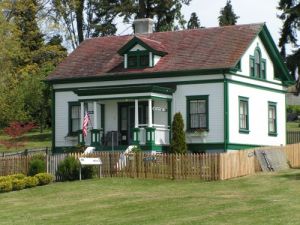 Browns Point Keepers House